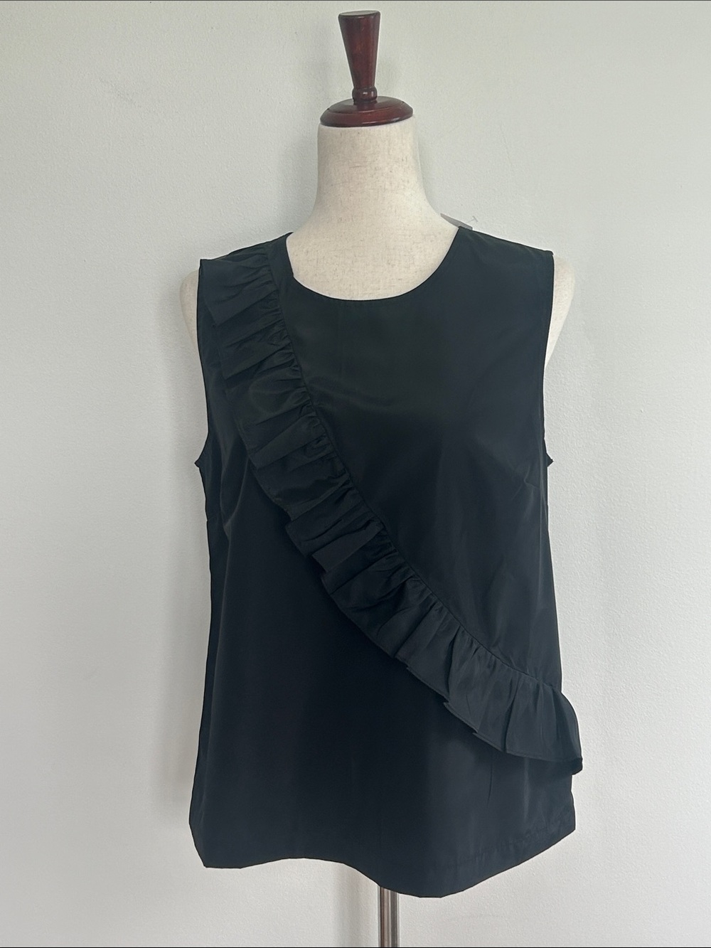 J. Crew Black Sleeveless Ruffle‎ Tank Top Size 8 NWT